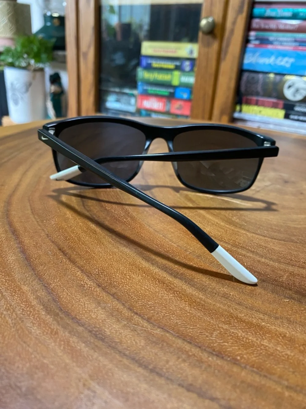 Nike LORE CT8080 010 Men's Sunglasses